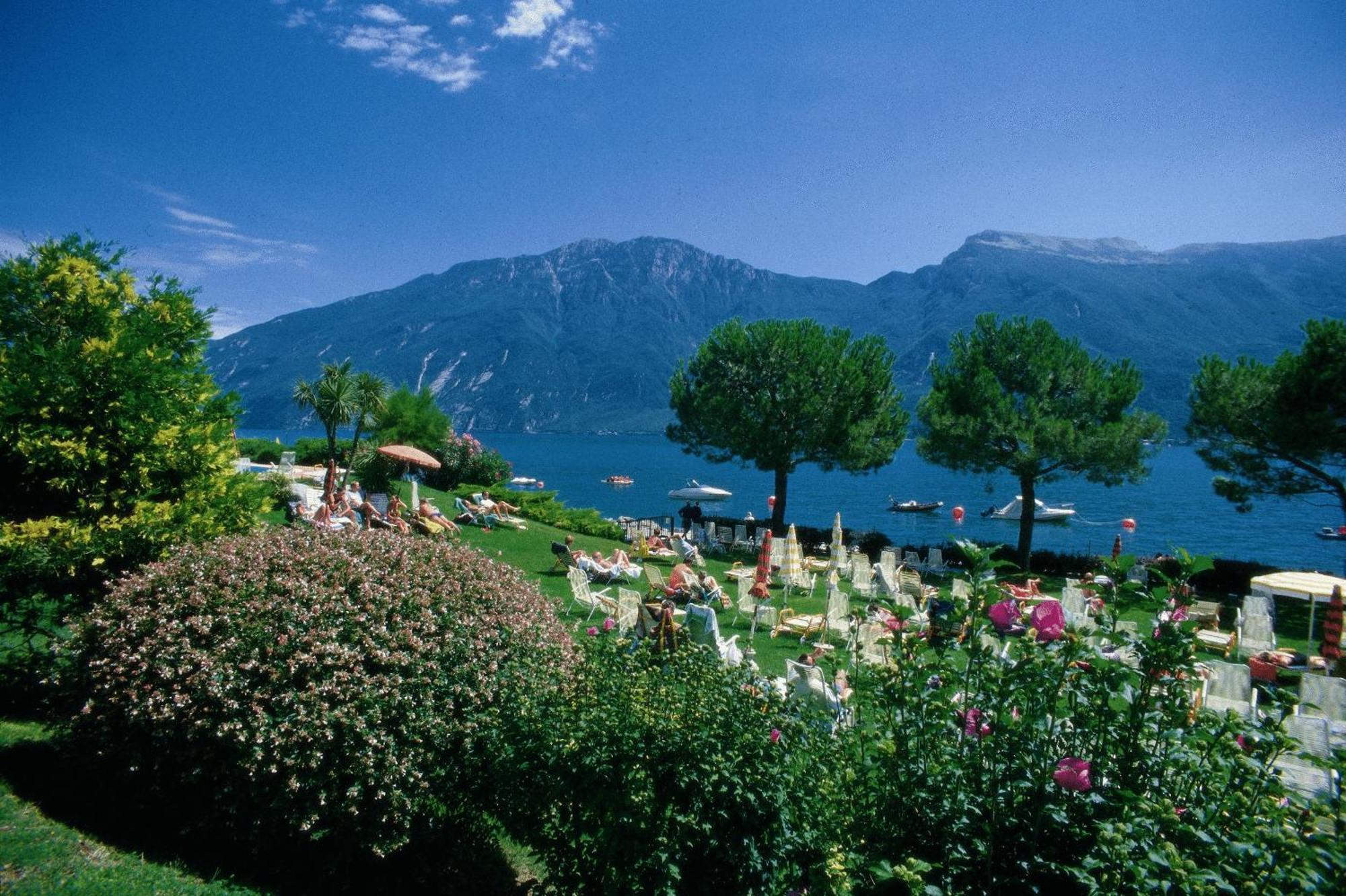 Residence San Luigi Limone sul Garda Exteriör bild