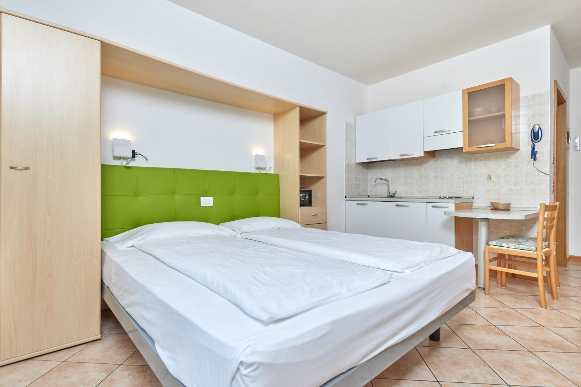 Residence San Luigi Limone sul Garda Exteriör bild
