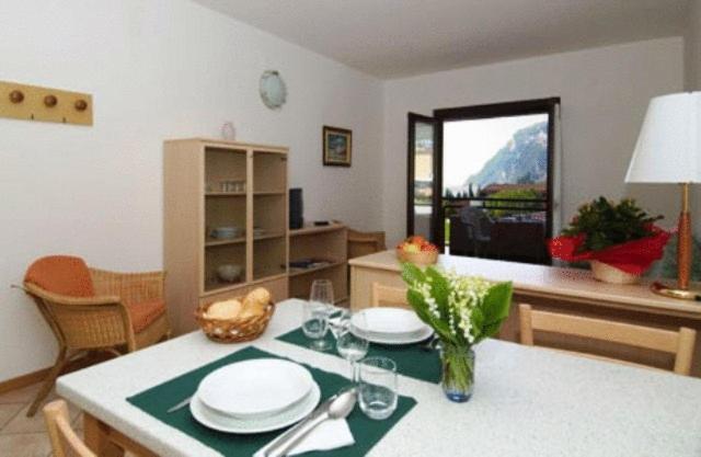 Residence San Luigi Limone sul Garda Exteriör bild